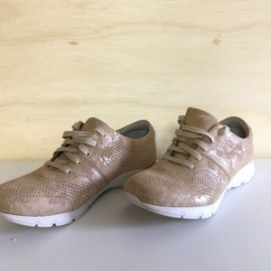 Dansko Alissa Gold Print Shoes Women’s Size 40 GUC
